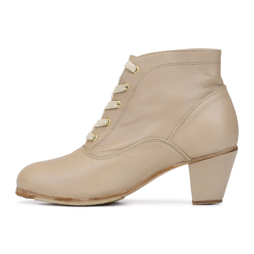 Manzano 185 Women's Folklorico Elena Boot with Nails, Leather – 6cm Heel