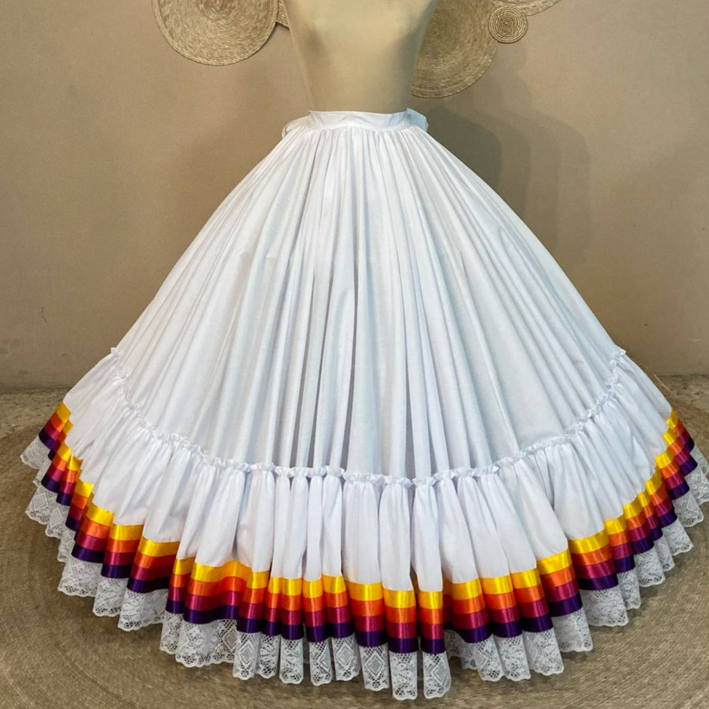 Hoja de Maiz Doble Vuelo Folklórico Practice Skirt – Blanco